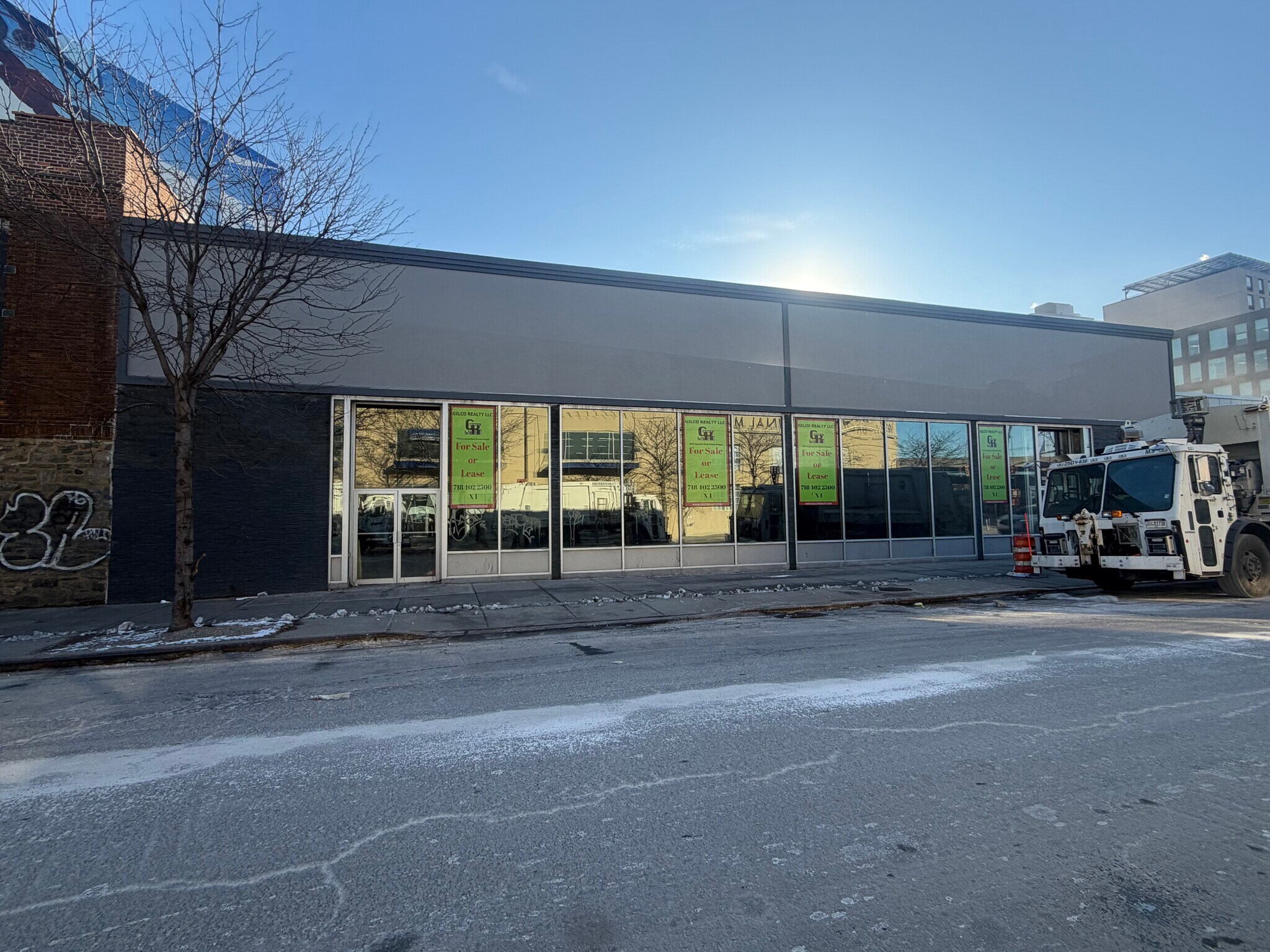 556 River Ave, Bronx, NY à vendre Photo de l’immeuble– Image 1 sur 5