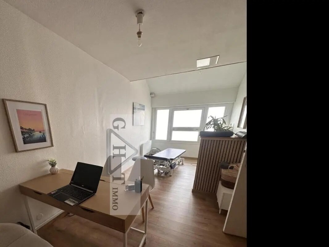 Bureau dans Cergy à vendre Photo intérieure– Image 1 sur 13