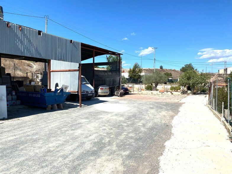 Industriel/Logistique dans Aspe, Alicante à vendre - Photo de l’immeuble – Image 3 sur 22