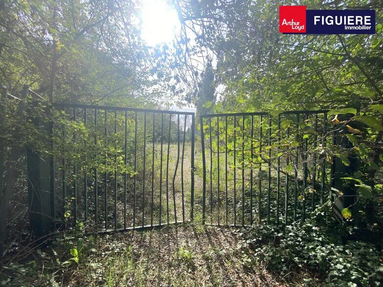 Chemin De Saint-Hilaire, Bouc-Bel-Air à louer - Photo de l’immeuble – Image 3 sur 5