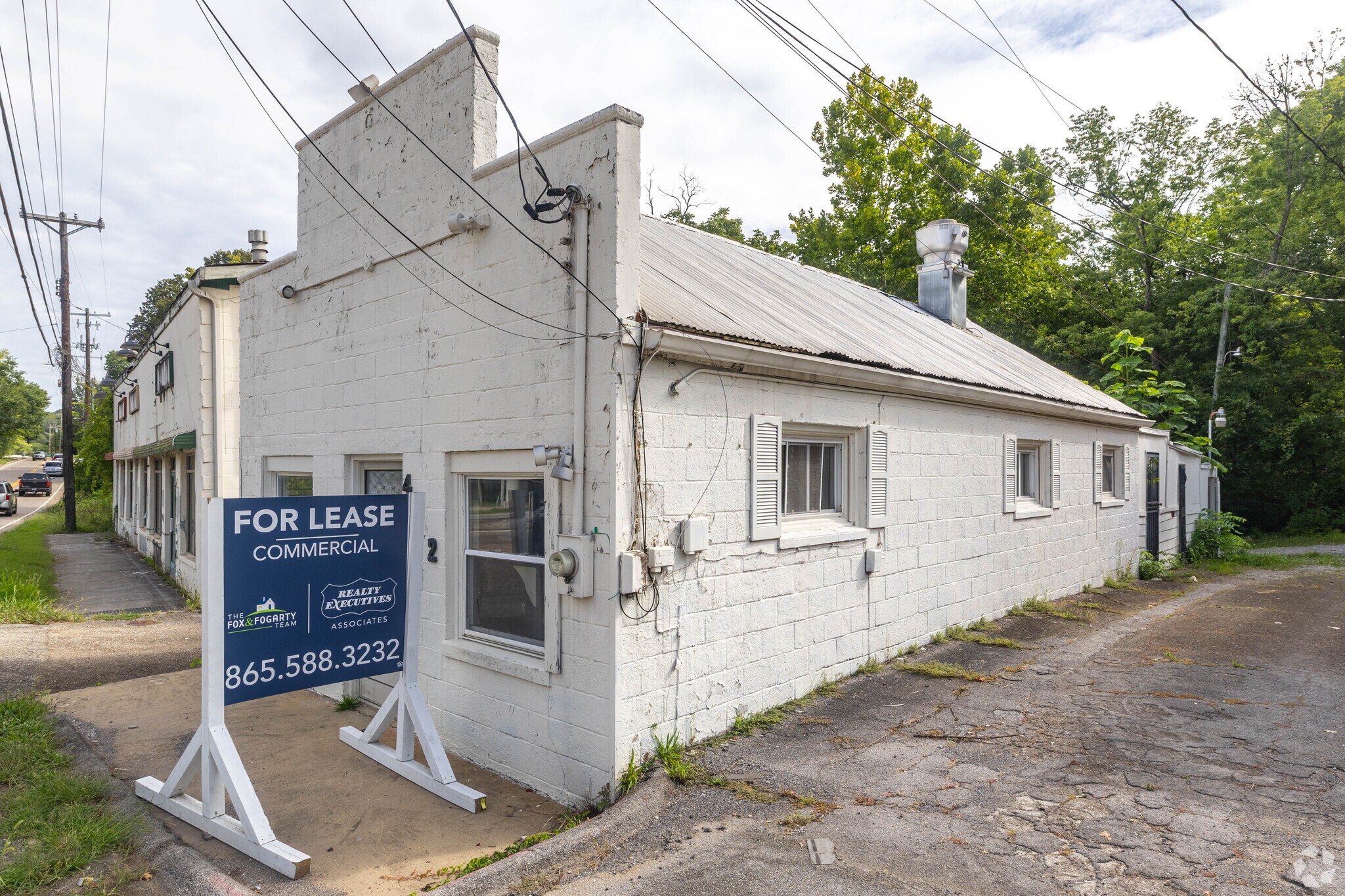 4132 Martin Mill Pike, Knoxville, TN à louer Photo principale– Image 1 sur 6