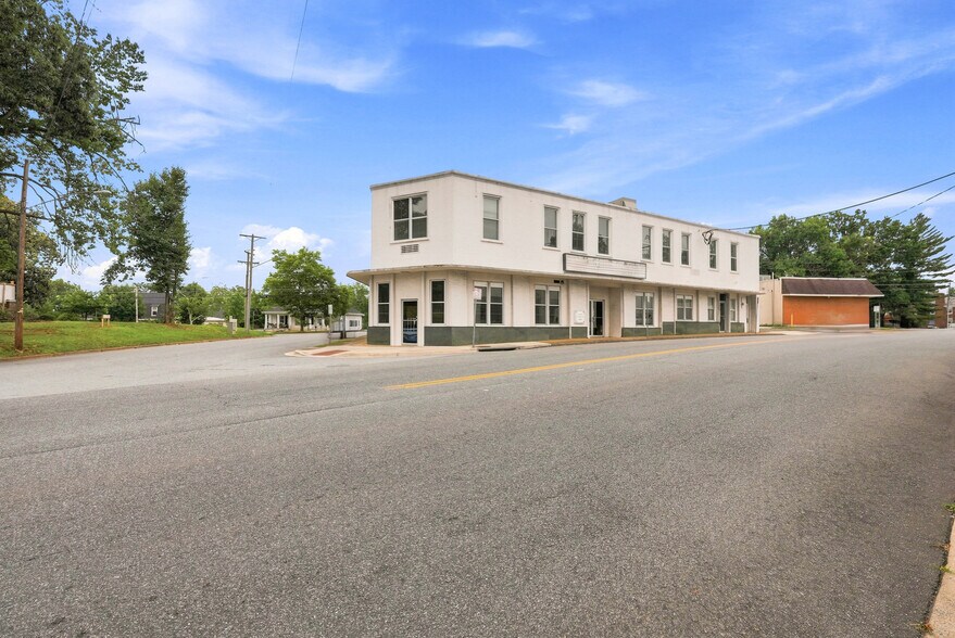3506 Memorial Ave, Lynchburg, VA à vendre - Photo de l’immeuble – Image 2 sur 68
