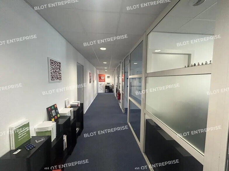 Bureau dans Rezé à louer - Photo de l’immeuble – Image 3 sur 9