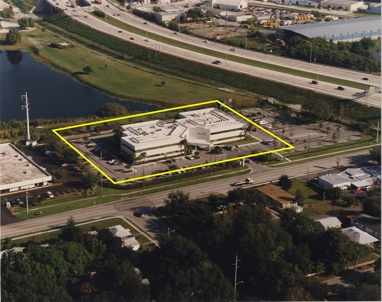 2191 9th Ave N, Saint Petersburg, FL à louer - Aérien – Image 2 sur 11