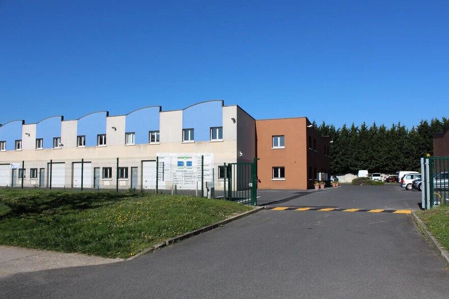 17 Rue Alfred De Musset, Savigny-le-Temple à louer - Photo de l’immeuble – Image 1 sur 8