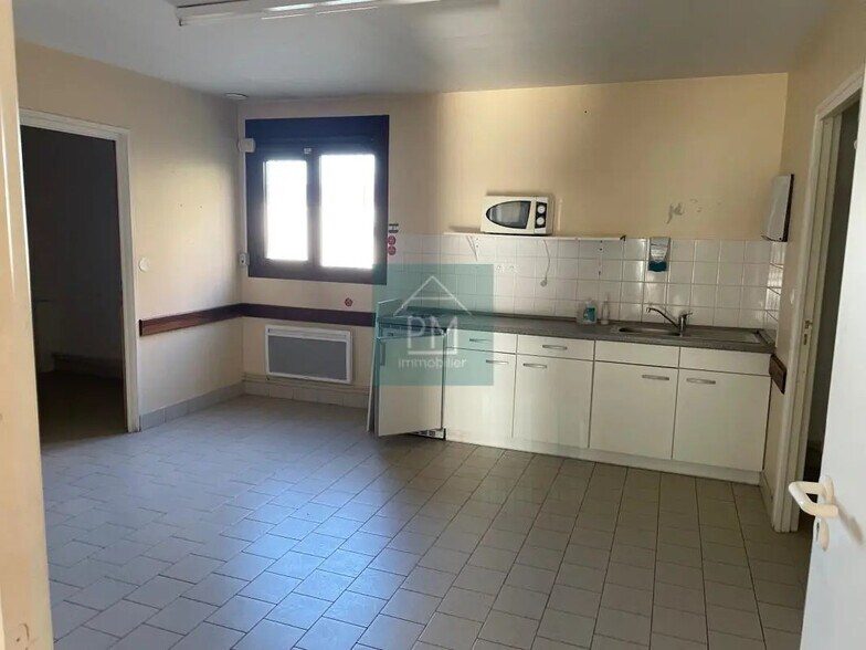 Local commercial dans Beaurainville à vendre - Photo de l’immeuble – Image 3 sur 5