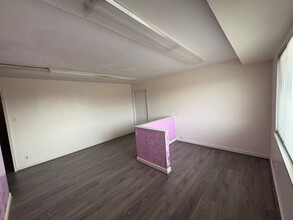 3145-3159 Fee Fee Rd, Bridgeton, MO à louer Photo intérieure– Image 2 sur 3