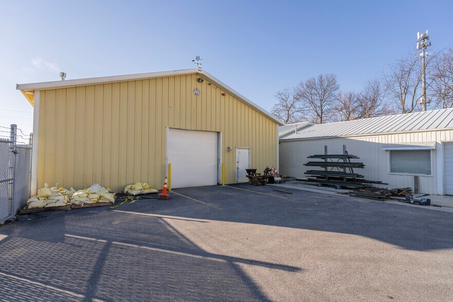 213 Locust Hill Rd, Belton, MO à louer - Photo de l’immeuble – Image 2 sur 13