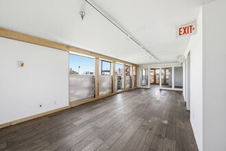 2434 Lincoln Blvd, Venice, CA à louer Photo intérieure– Image 1 sur 4