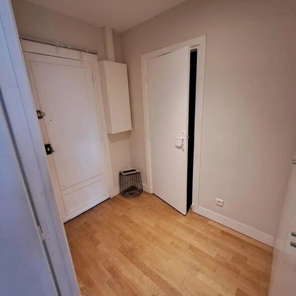 Bureau dans Paris à louer - Photo intérieure – Image 2 sur 8