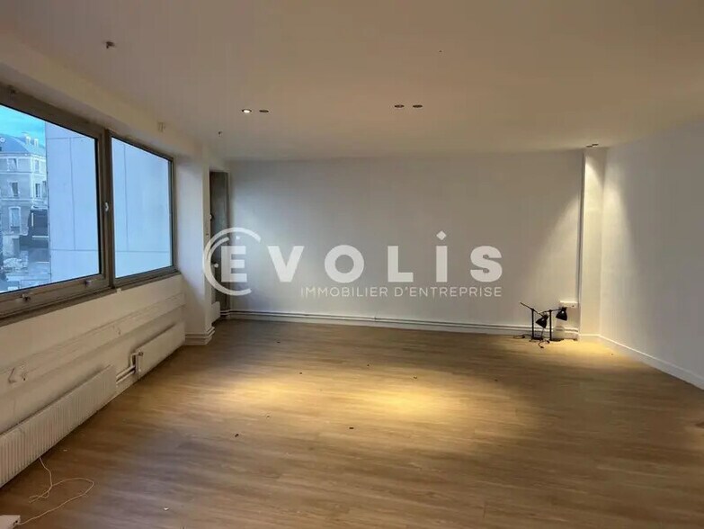 Bureau dans Paris à louer - Photo intérieure – Image 2 sur 4