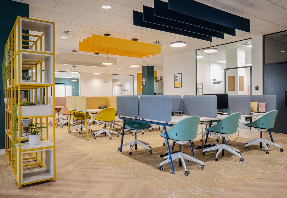 2 Millshaw Park Ln, Leeds à louer Photo intérieure– Image 1 sur 4