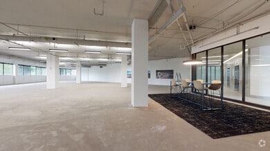 44 Vantage Way, Nashville, TN à louer Numérisation 3D Matterport– Image 1 sur 6