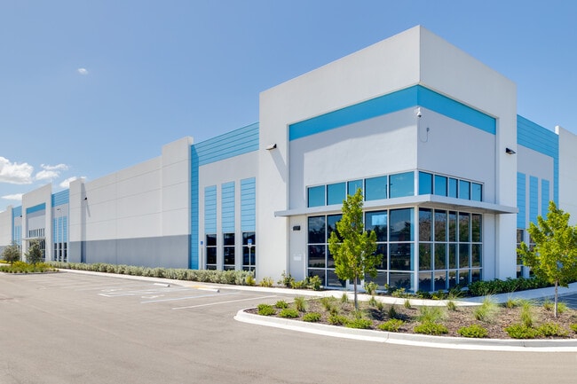 Plus de détails pour 16200 Ben Hill Griffin Pky, Fort Myers, FL - Bureau, Industriel/Logistique à louer