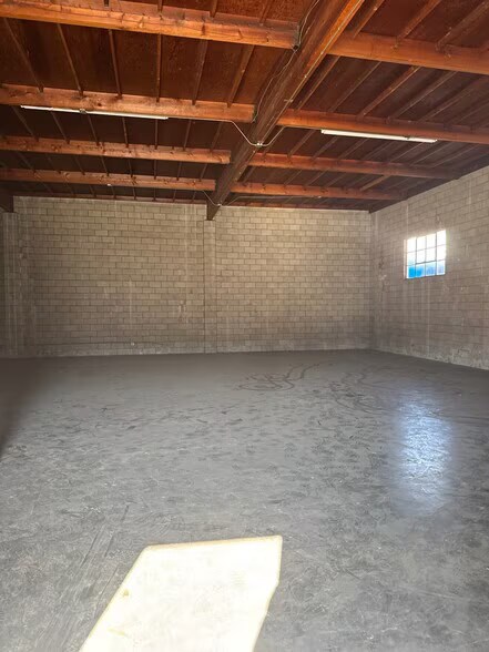 8036-8042 Allport Ave, Whittier, CA à louer - Photo intérieure – Image 3 sur 8