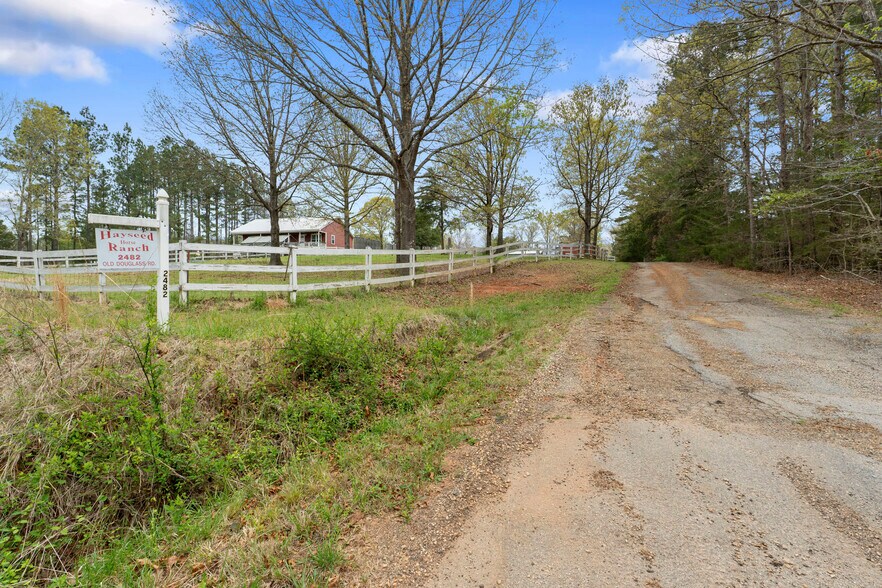 2482 Old Douglass Rd, Winnsboro, SC à vendre - Photo principale – Image 2 sur 29