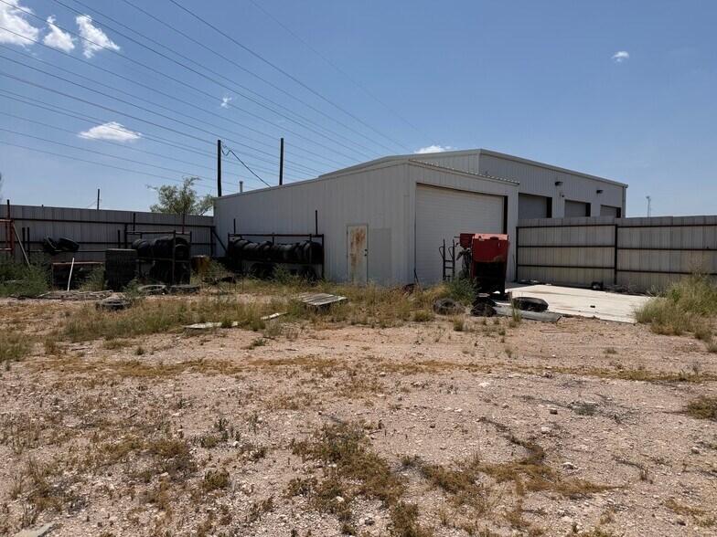 3705 Kermit Hwy, Odessa, TX à vendre - Photo de l’immeuble – Image 2 sur 12