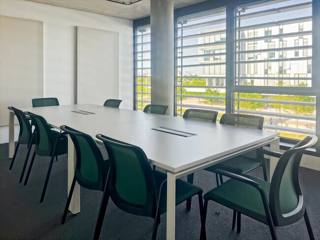 Plus de détails pour Bureau à louer