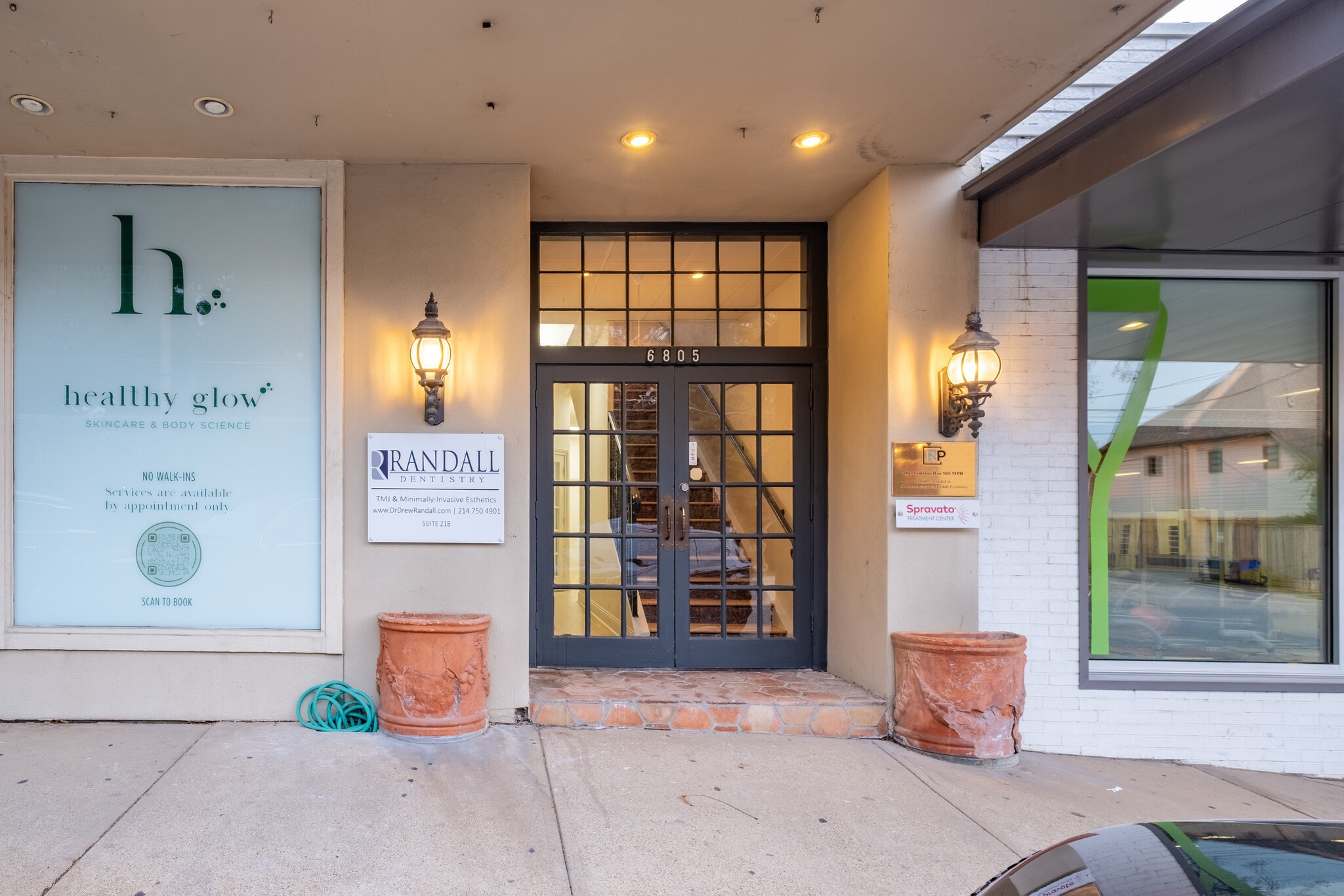 6801-6805 Hillcrest Ave, Dallas, TX à louer Photo de l’immeuble– Image 1 sur 13