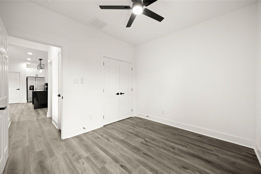 4104 Falls st, Houston, TX à vendre - Photo de l’immeuble – Image 2 sur 30