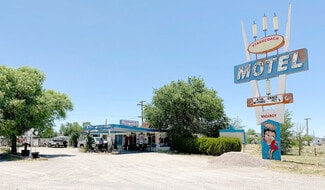 Plus de détails pour 21455 W I-40 Business, Seligman, AZ - Hôtellerie à vendre