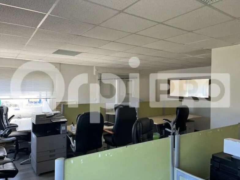 24 Rue Eugène Freyssinet, Lagord à louer - Photo de l’immeuble – Image 2 sur 5