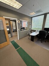 7175 SW Beveland St, Tigard, OR à louer Photo intérieure– Image 2 sur 5