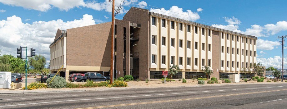 5501 N 19th Ave, Phoenix, AZ à vendre Photo principale– Image 1 sur 12