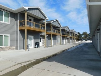 Plus de détails pour 804-810 Ruud Ln, Hartford, SD - Logement à vendre