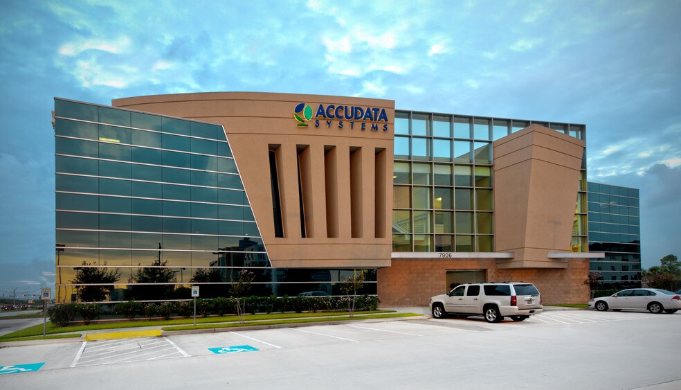 7906 N Sam Houston Pky W, Houston, TX à louer - Photo principale – Image 1 sur 3
