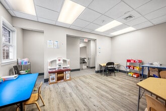 131 Boston Post Rd, East Lyme, CT à louer Photo intérieure– Image 1 sur 12
