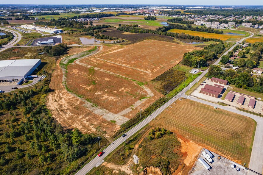 19B International Blvd, Clarksville, TN à vendre - Photo de l’immeuble – Image 2 sur 5