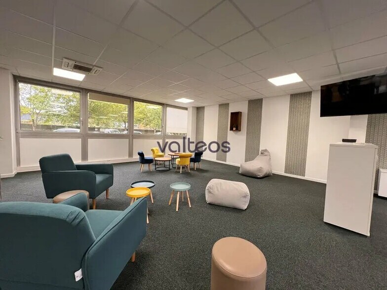 2 Ter Rue Marcel Doret, Blagnac à louer - Photo de l’immeuble – Image 2 sur 9