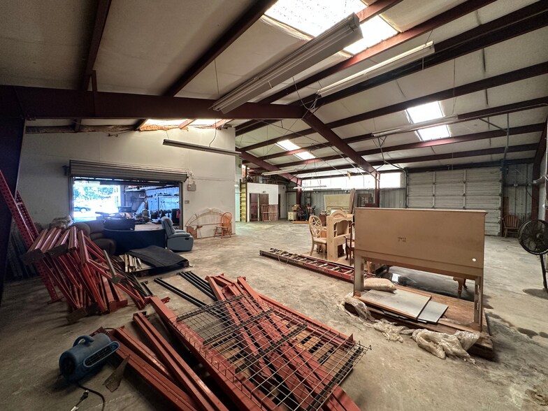 1240 Filbert St, Stockton, CA à louer - Photo de l’immeuble – Image 3 sur 7