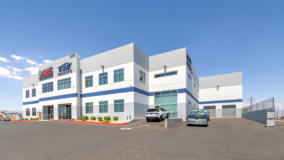 6260 W Pebble Rd, Las Vegas, NV à vendre - Photo de l’immeuble – Image 3 sur 9