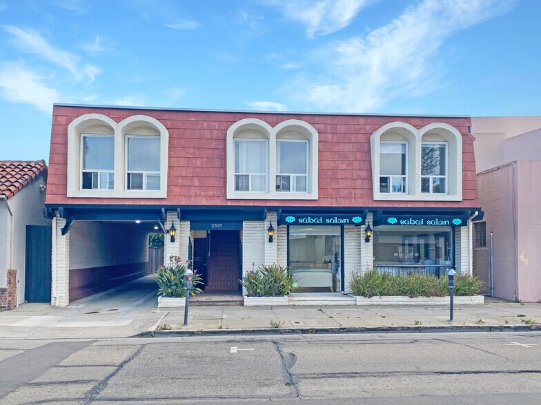 2515 Santa Clara Ave, Alameda, CA à louer - Photo de l’immeuble – Image 2 sur 13