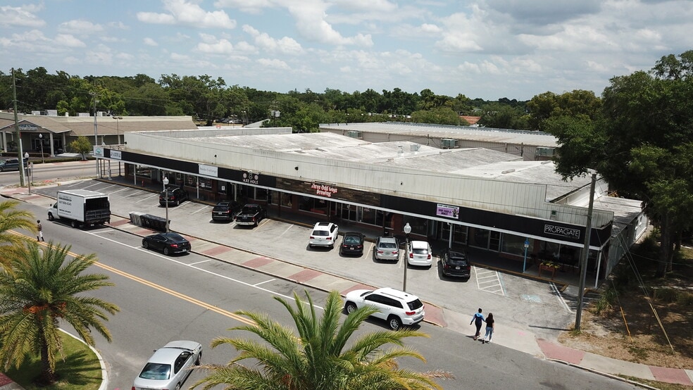 40-60 E 5th St, Apopka, FL à louer - Photo principale – Image 1 sur 19