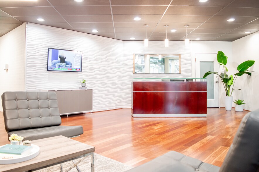 1701 W Northwest Hwy, Grapevine, TX à louer - Photo de l’immeuble – Image 3 sur 13