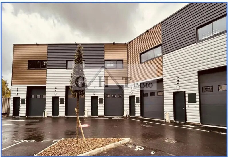 Industriel/Logistique dans Épinay-sur-Seine à louer - Photo de l’immeuble – Image 2 sur 4