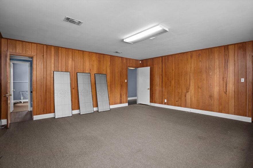 806 S Timberland Dr, Lufkin, TX à louer - Photo intérieure – Image 3 sur 23