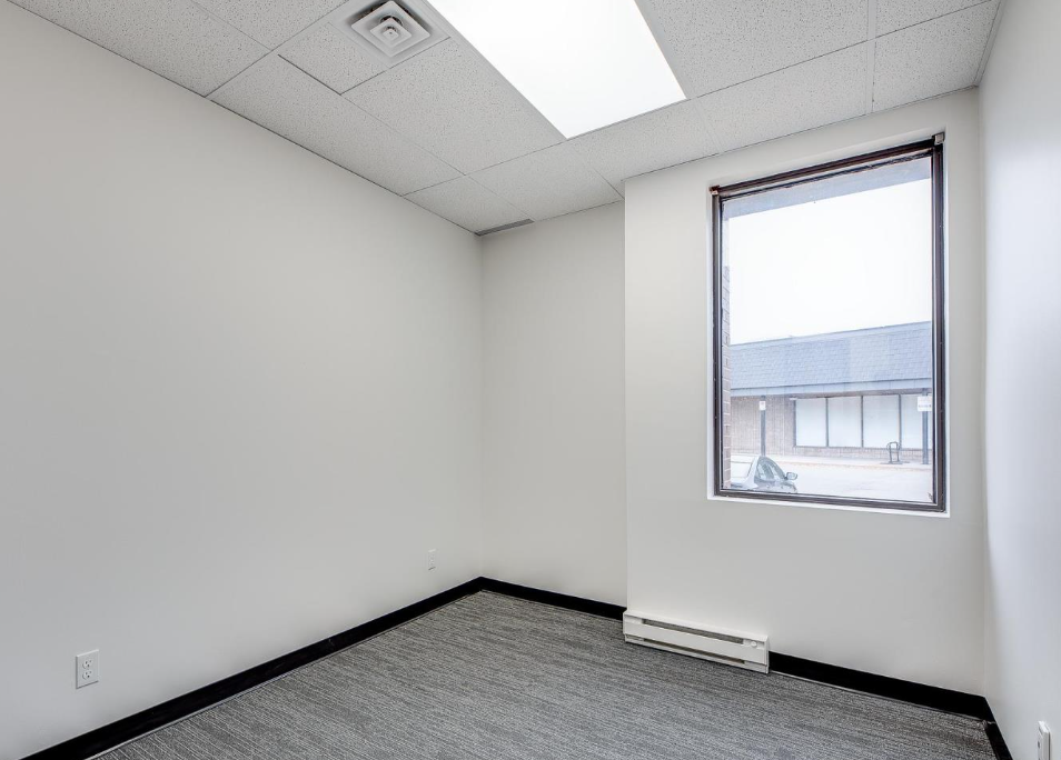 3328 McCarthy Rd, Ottawa, ON à louer Photo intérieure– Image 1 sur 3