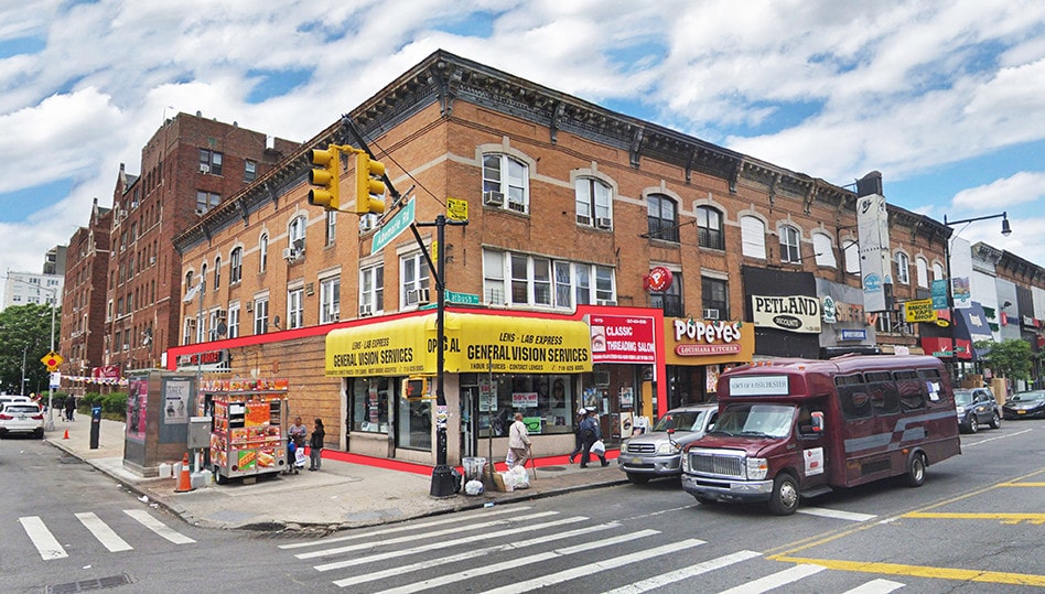 972 Flatbush Ave, Brooklyn, NY à vendre - Photo principale – Image 1 sur 3