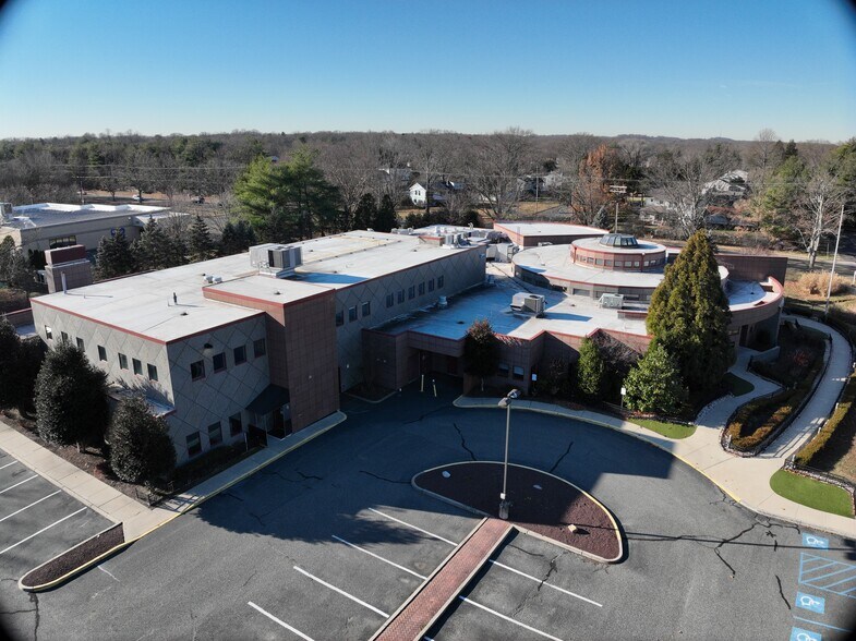 197 Hance Ave, Tinton Falls, NJ à vendre – Image 3 sur 30