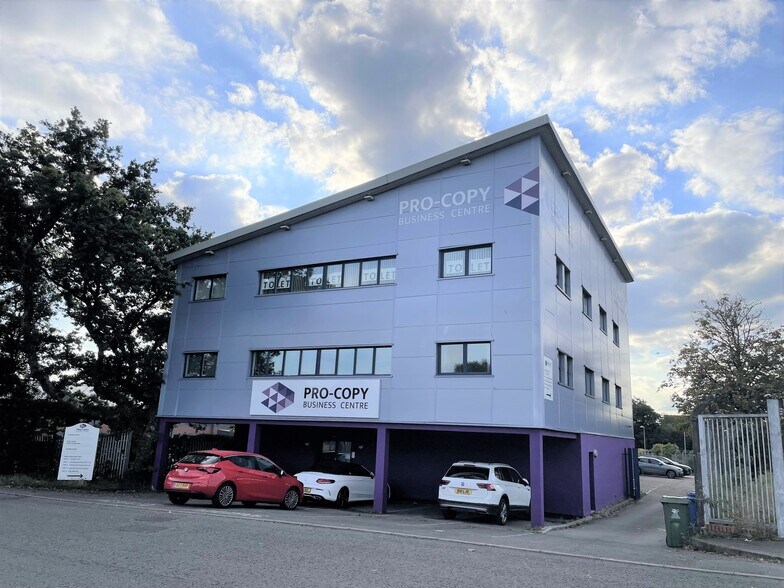 Parc Ty Glas, Cardiff à louer - Photo de l’immeuble – Image 1 sur 4