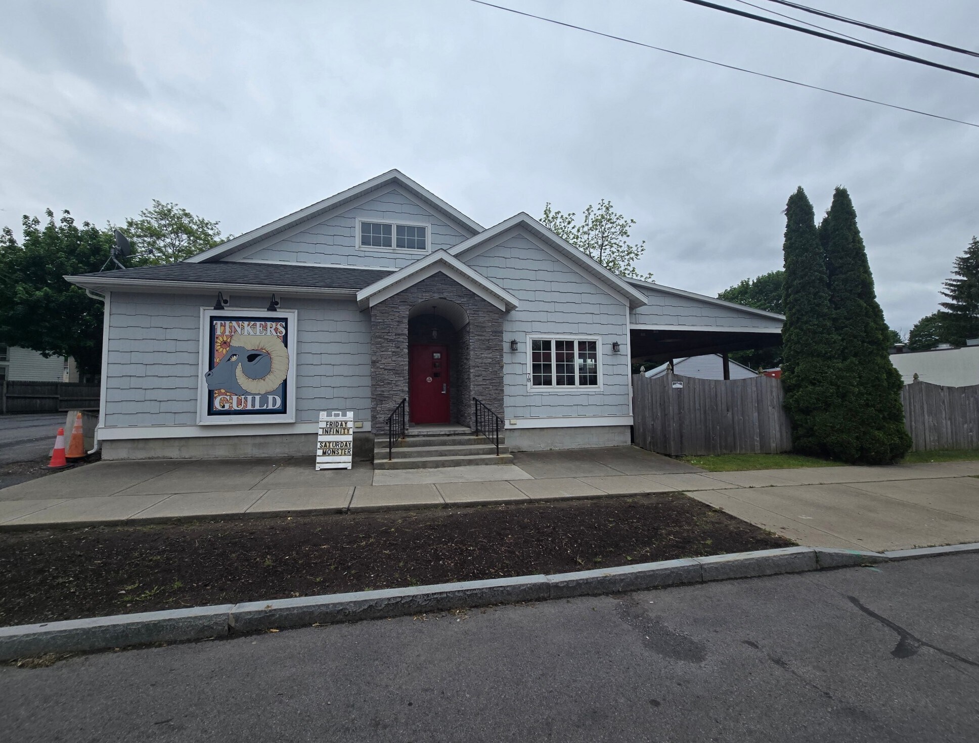 78 Franklin St, Auburn, NY à vendre Photo de l’immeuble– Image 1 sur 17