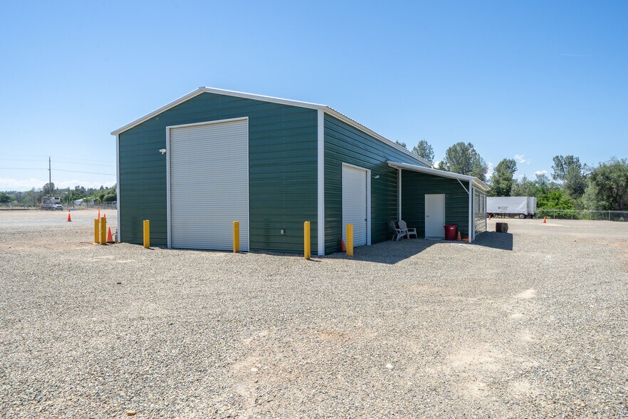 8025 Eastside Rd, Redding, CA à louer - Photo de l’immeuble – Image 2 sur 7