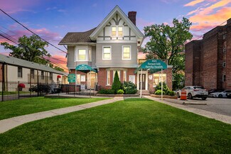 Plus de détails pour 461-467 Mt Prospect ave, Newark, NJ - Santé à vendre
