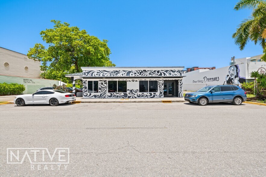 716-718 NE 2nd Ave, Fort Lauderdale, FL à louer - Photo de l’immeuble – Image 2 sur 12