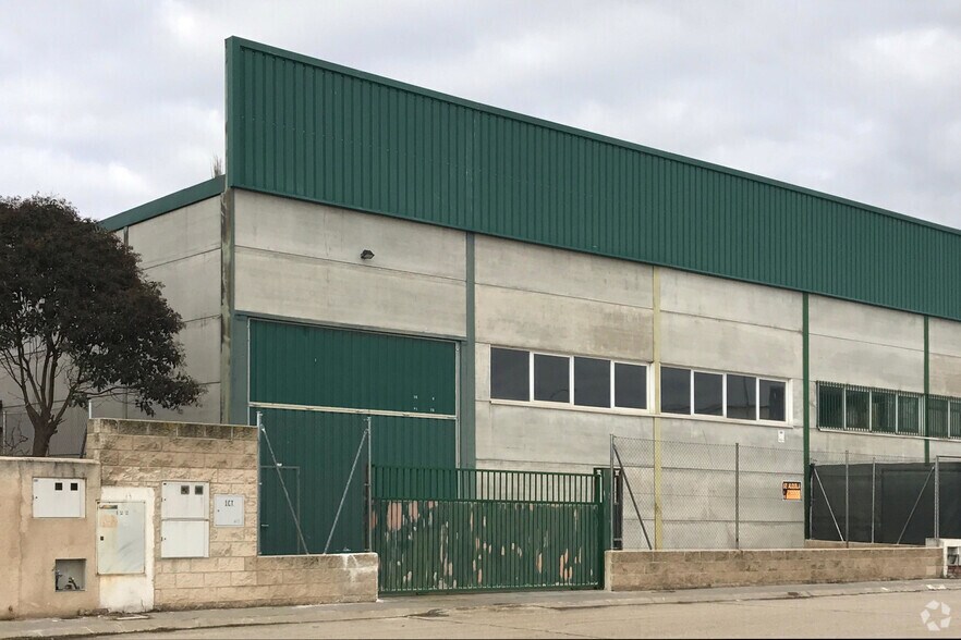 Industriel/Logistique dans Fuente el Saz de Jarama, Madrid à vendre - Photo principale – Image 1 sur 17