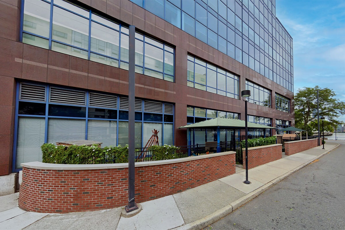 1000 Harbor Blvd, Weehawken, NJ à louer Photo intérieure– Image 1 sur 3